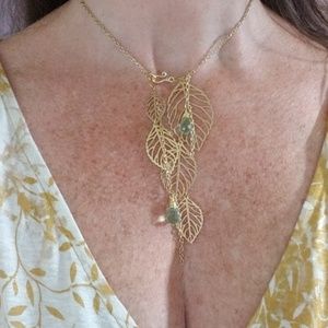 🌺🦋Handmade Gold Leaf Necklace